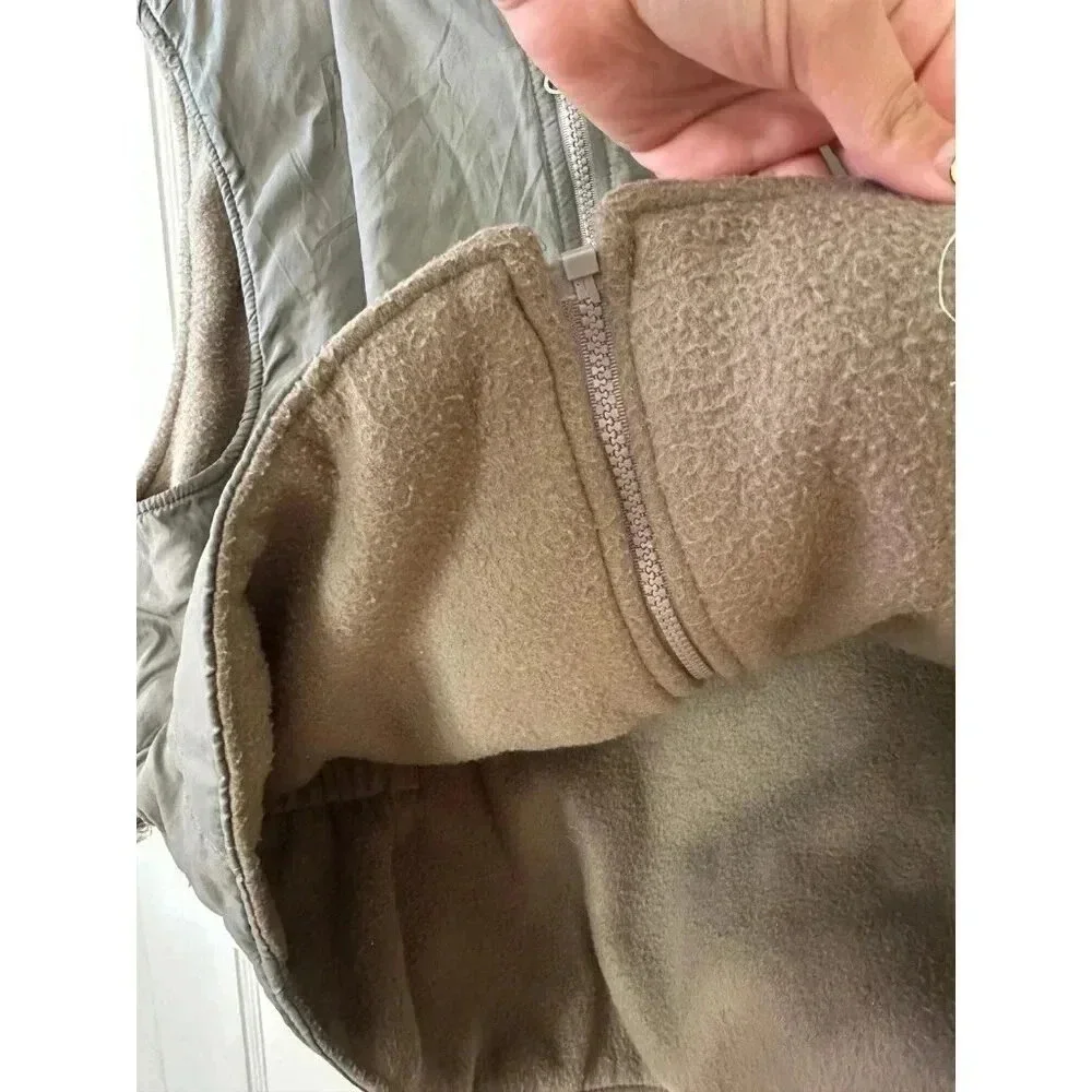 Authentic tradition men’s size medium grey vest
